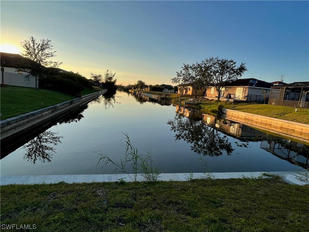 2124 SW 1st Ave., Cape Coral, FL 33991
