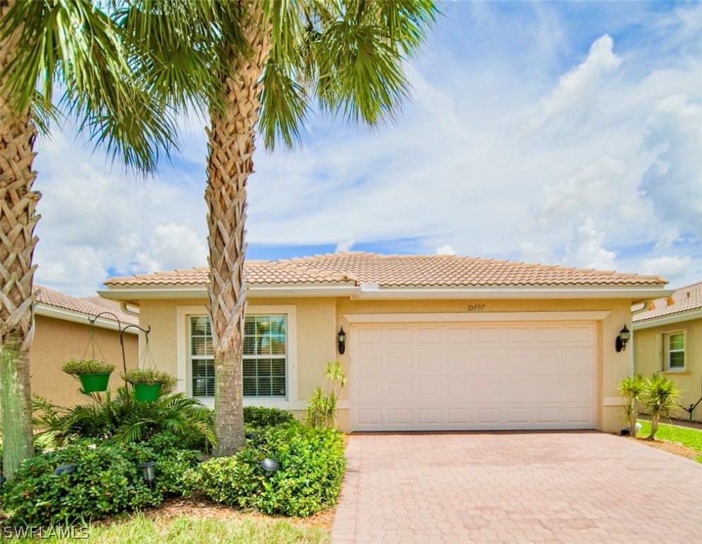 10497 Carolina Willow Dr., Fort Myers, FL 33913