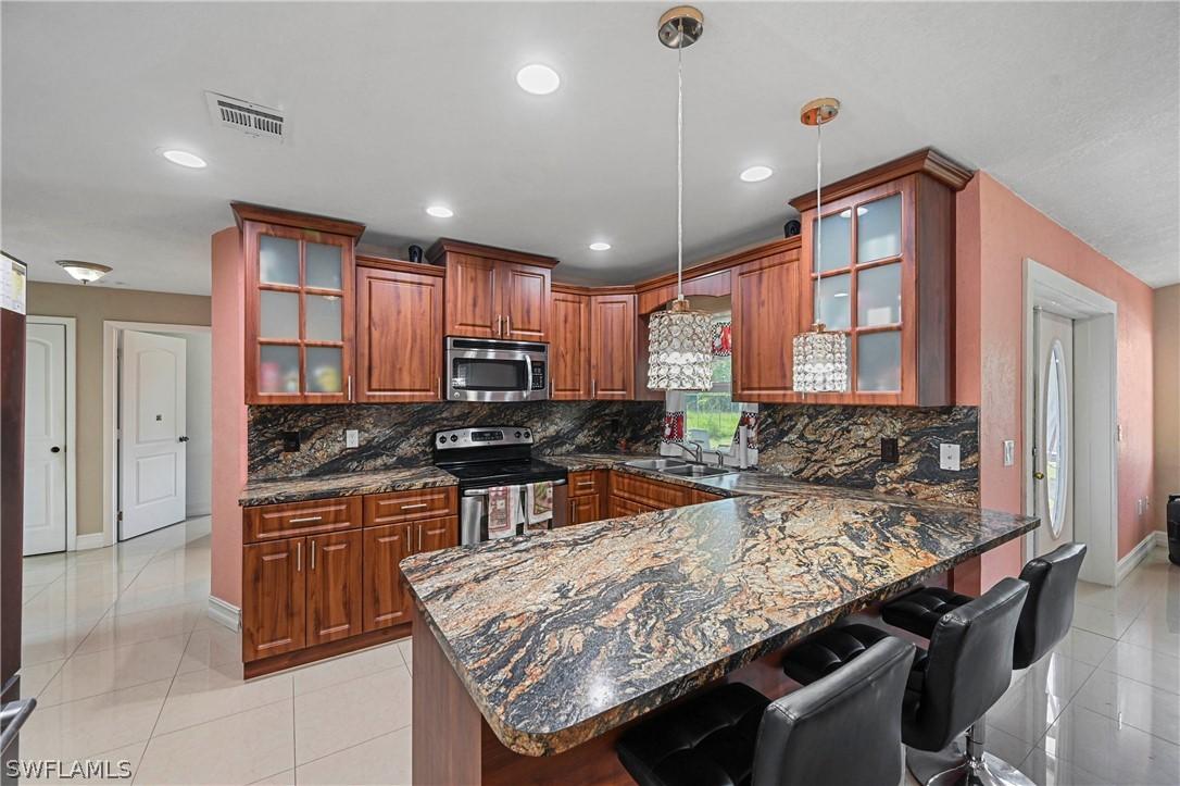 4325 6th St., Lehigh Acres, FL 33971