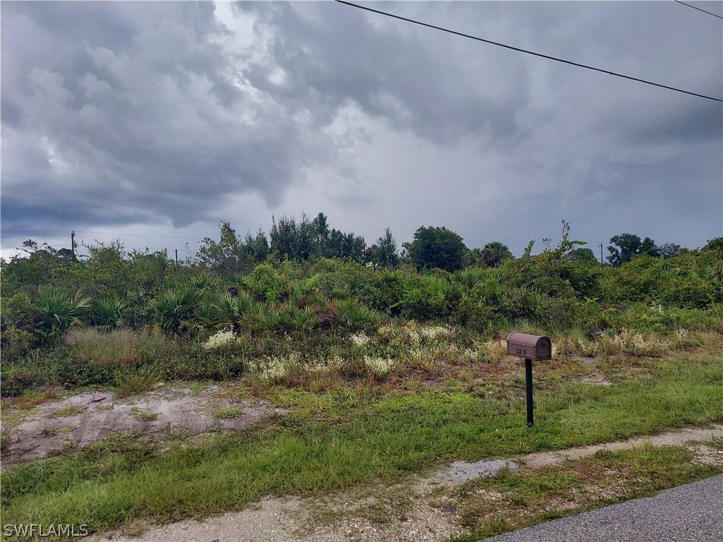 378-380 Limerick Ave., Lehigh Acres, FL 33974