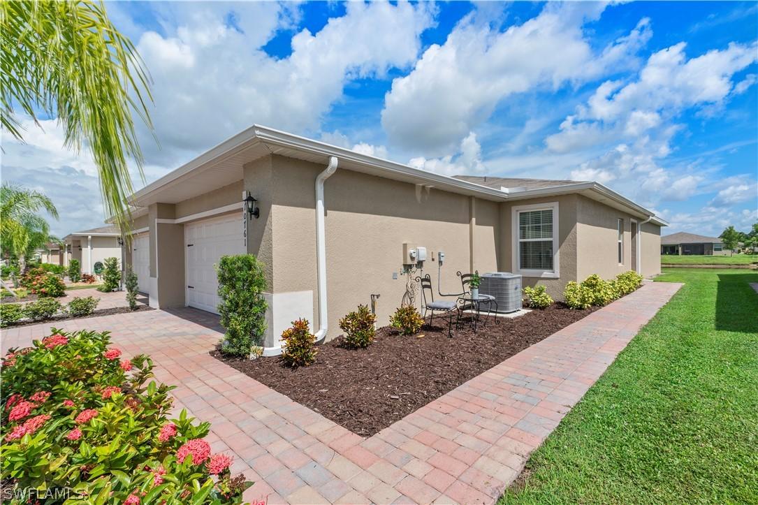 10761 Crossback Ln., Lehigh Acres, FL 33936