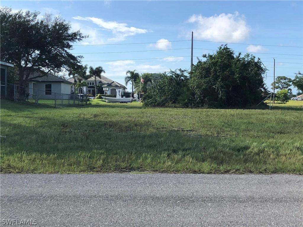 22 NW 25th St., Cape Coral, FL 33993