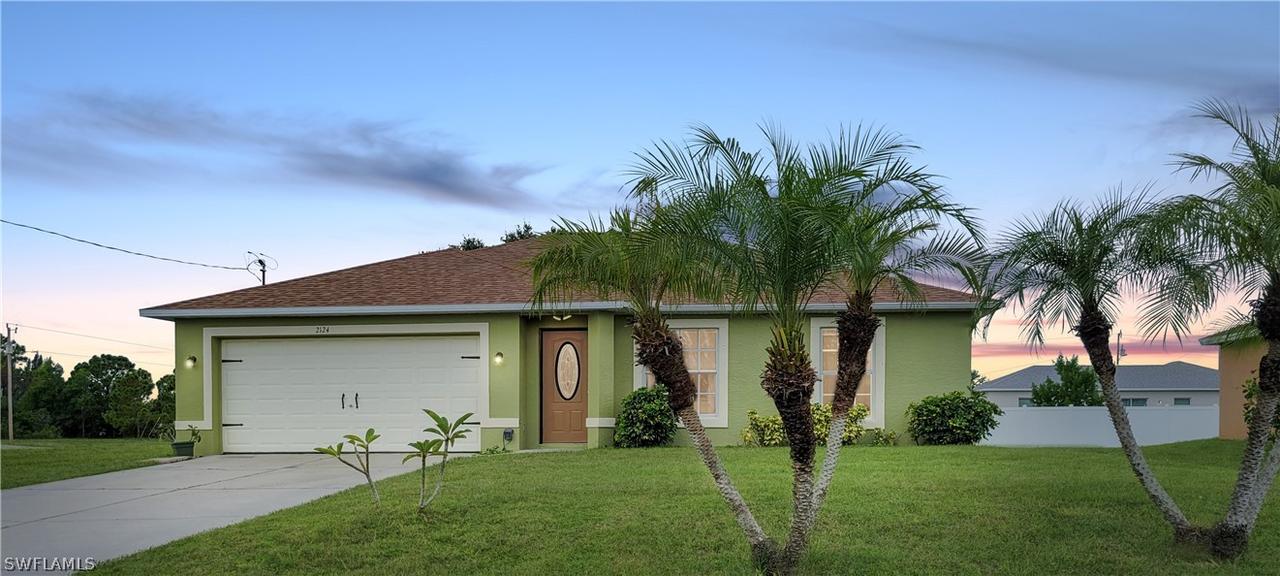 2124 NW 17th Pl., Cape Coral, FL 33993