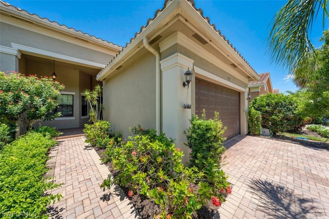 13491 Coronado Dr., Naples, FL 34109