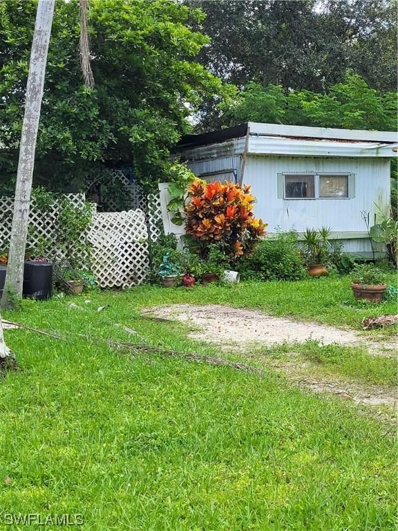 2641 Holly Ave., Naples, FL 34112