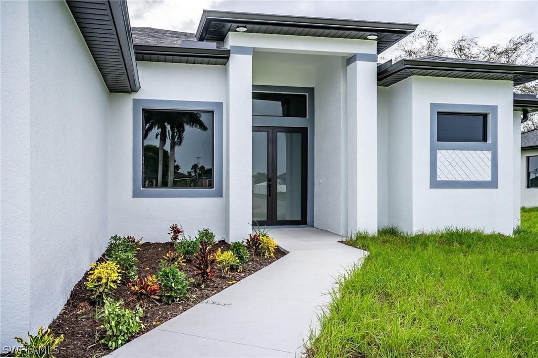 324 SW 31st Pl., Cape Coral, FL 33991