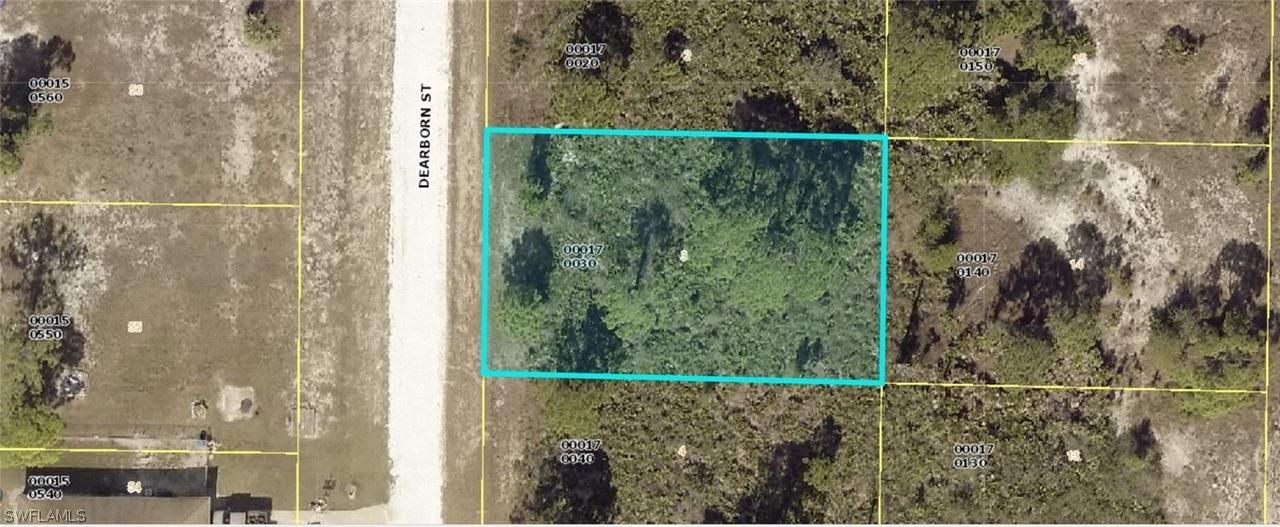 1038 Dearborn St., Lehigh Acres, FL 33974