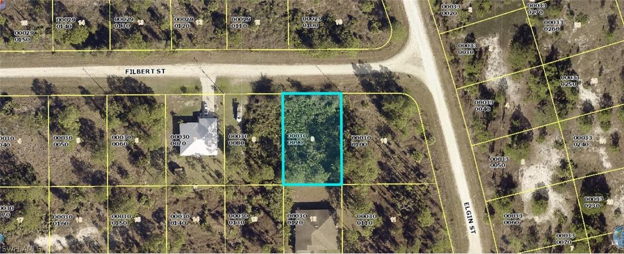 954 Filbert St., Lehigh Acres, FL 33974