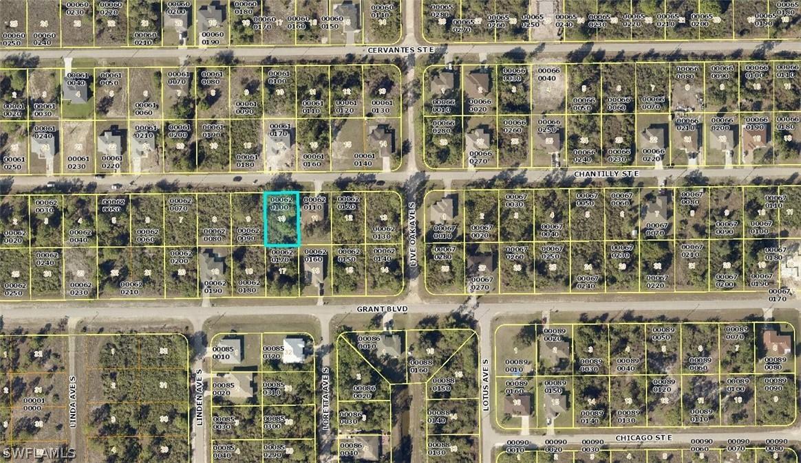 838 Chantilly St., Lehigh Acres, FL 33974