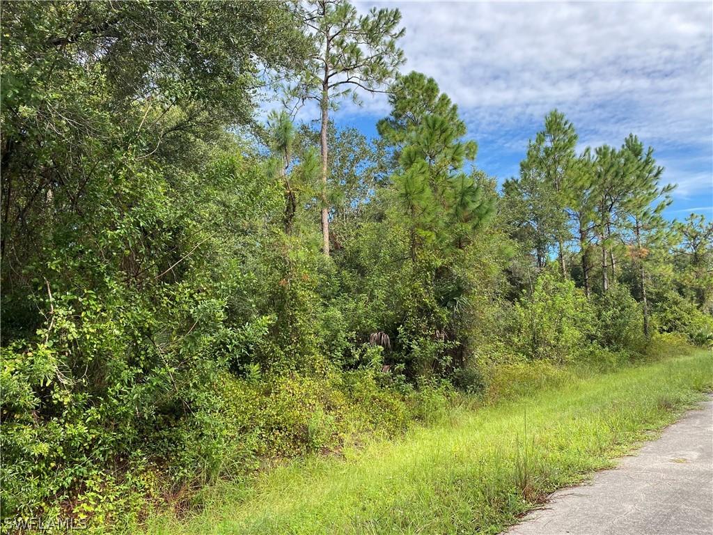 1517 Lincoln Ave., Lehigh Acres, FL 33972