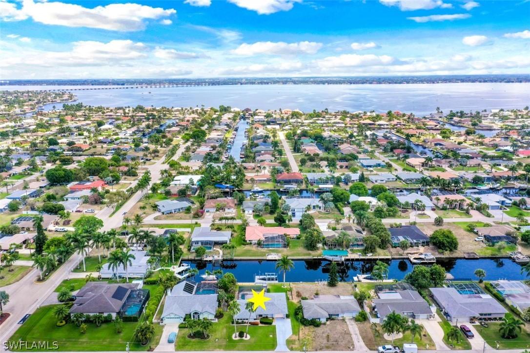 3009 SE 18th Pl., Cape Coral, FL 33904
