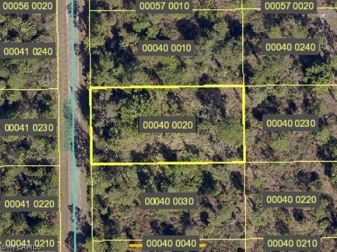 320 Irving Ave., Lehigh Acres, FL 33936