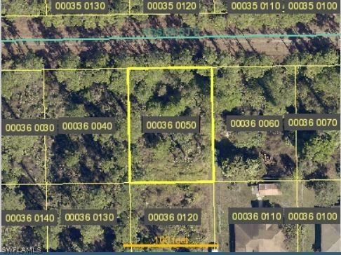 1142 Rosita St., Lehigh Acres, FL 33974