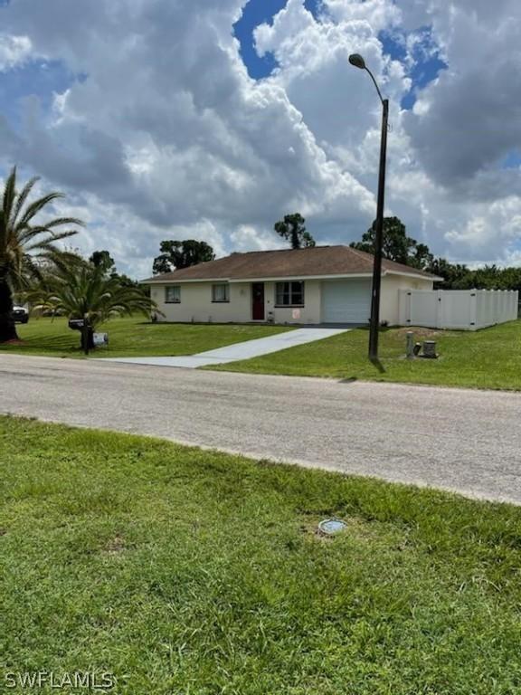 436 Valley Dr., Lehigh Acres, FL 33936