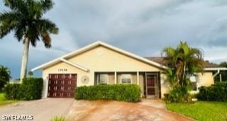 19498 Poppytree Ct., Lehigh Acres, FL 33936