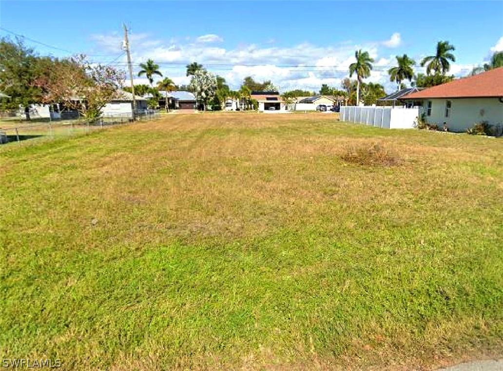 421 SE 19th Ln., Cape Coral, FL 33990