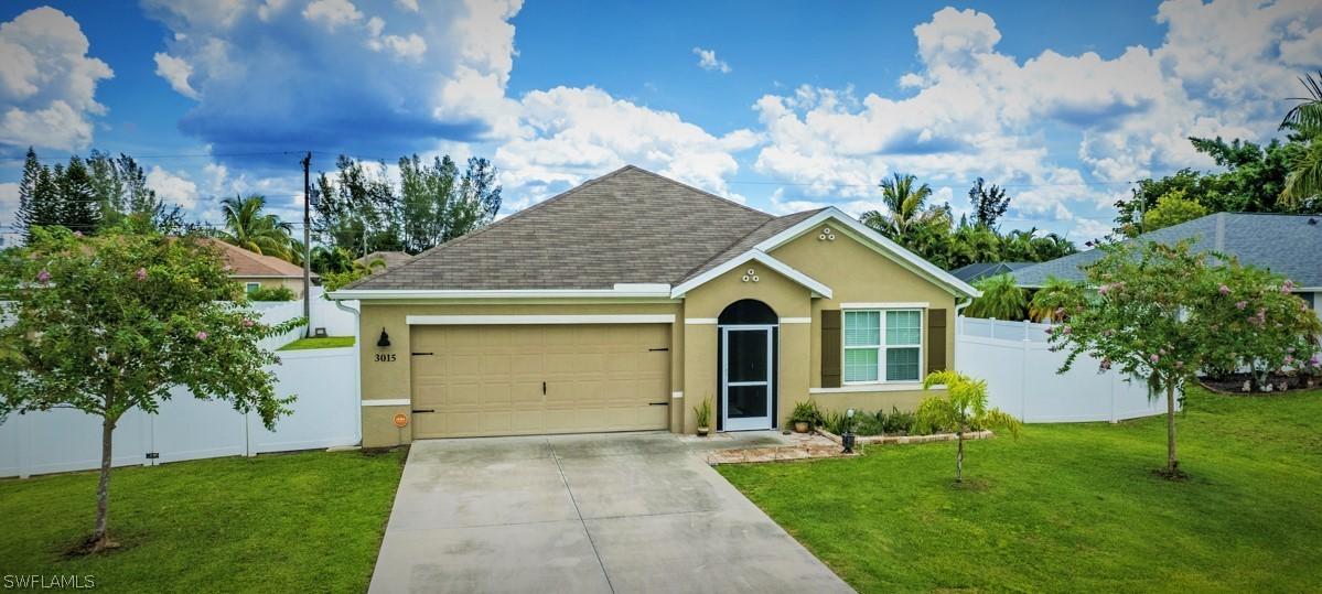 3015 SW 5th Pl., Cape Coral, FL 33914
