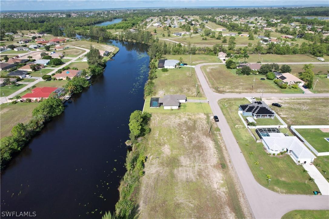 2504 NW 25th Ter., Cape Coral, FL 33993