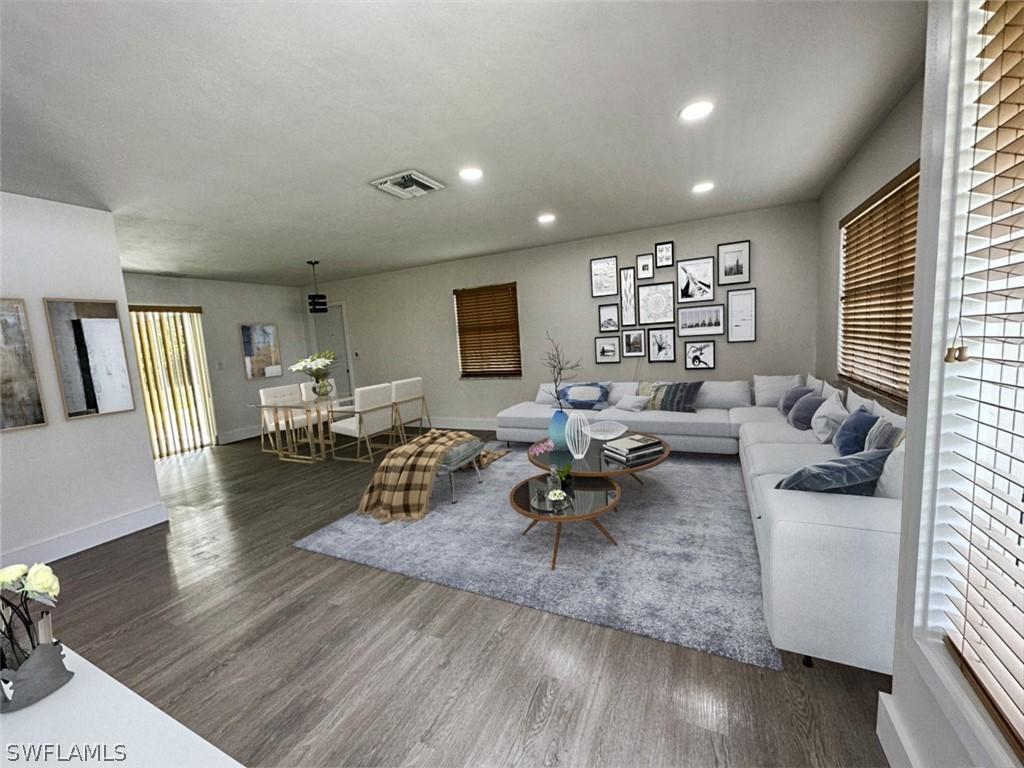 1426 NE 4th Ter., Cape Coral, FL 33909