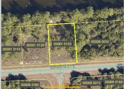 1137 Augusta St., Lehigh Acres, FL 33974