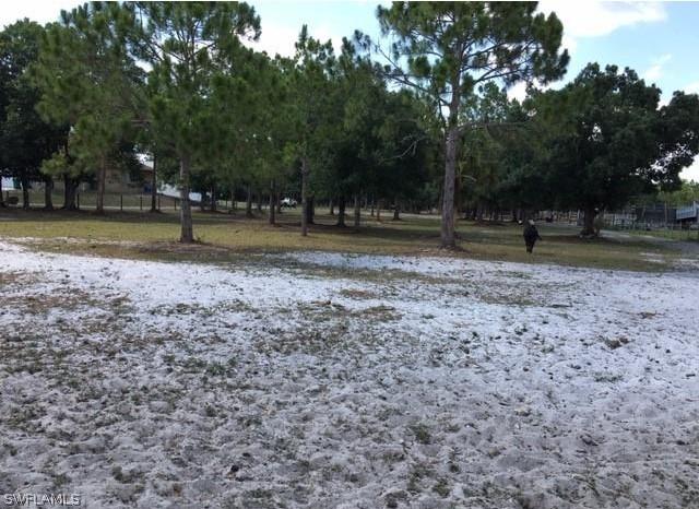 3657 70th Ave., Naples, FL 34120