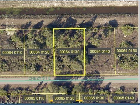 871 Chezy St., Lehigh Acres, FL 33974