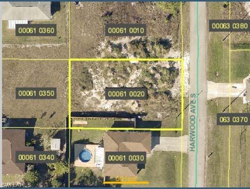 1040 Harwood Ave., Lehigh Acres, FL 33974