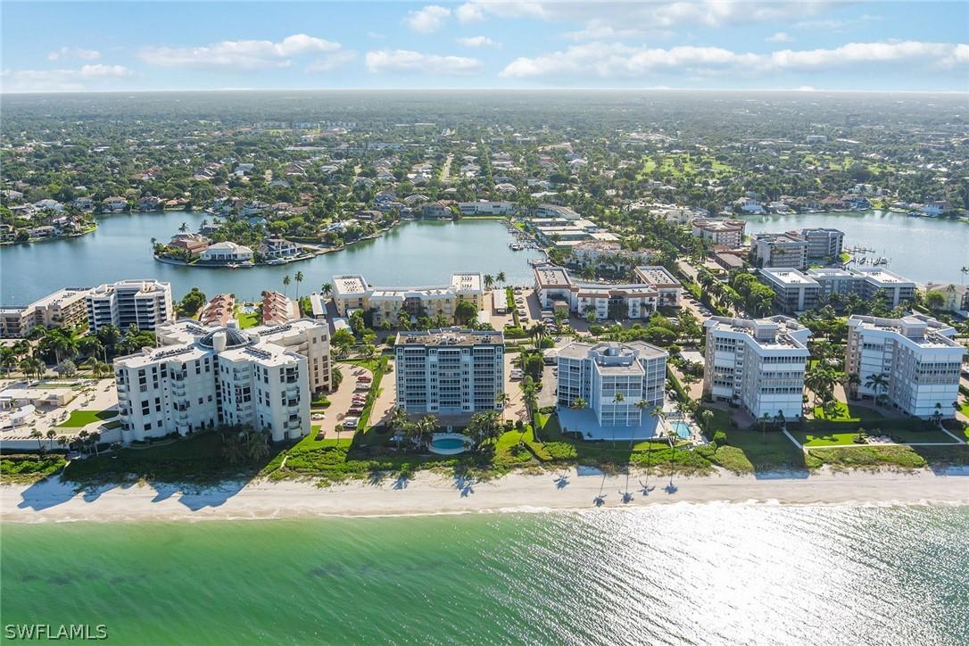 3003 Gulf Shore Blvd. #804, Naples, FL 34103