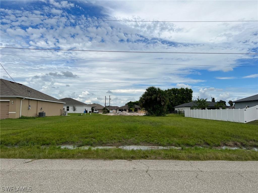 403 NW 10th Ter., Cape Coral, FL 33993