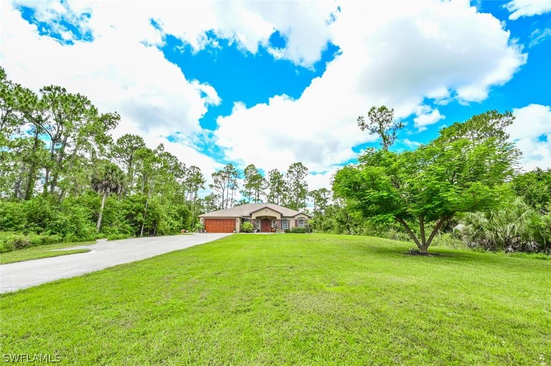 2080 20th Ave., Naples, FL 34120