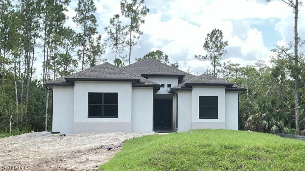 4692 32nd Ave., Naples, FL 34117