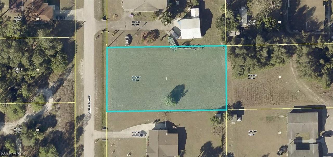 758 Gerald Ave., Lehigh Acres, FL 33936