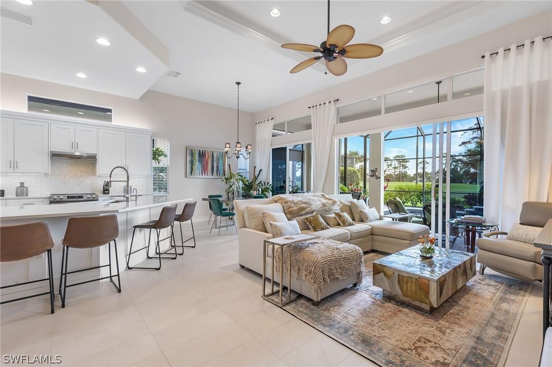 7832 Valencia Ct., Naples, FL 34113