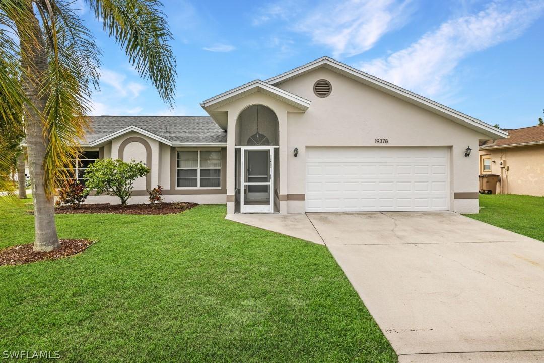 19378 Coraltree Ct., Lehigh Acres, FL 33936