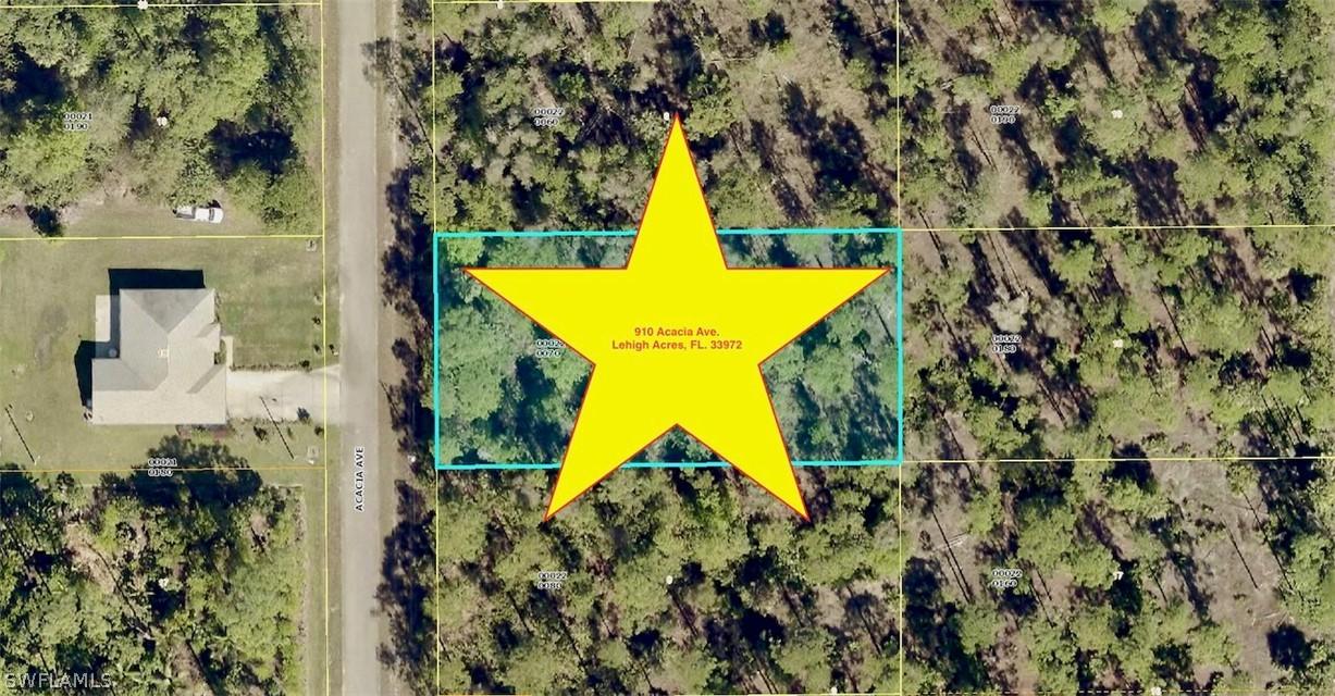 910 Acacia Ave., Lehigh Acres, FL 33972