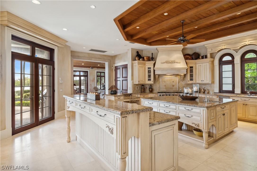 950 Admiralty Parade, Naples, FL 34102