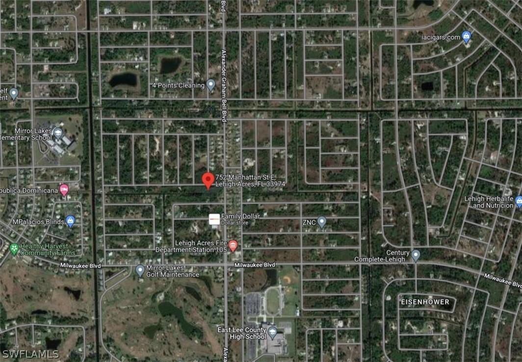 752 Manhattan St., Lehigh Acres, FL 33974