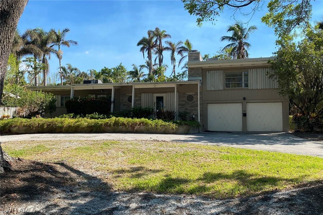 140 2nd Ave., Naples, FL 34102