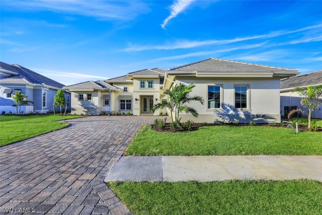 14310 Laguna Springs Ln., Naples, FL 34114