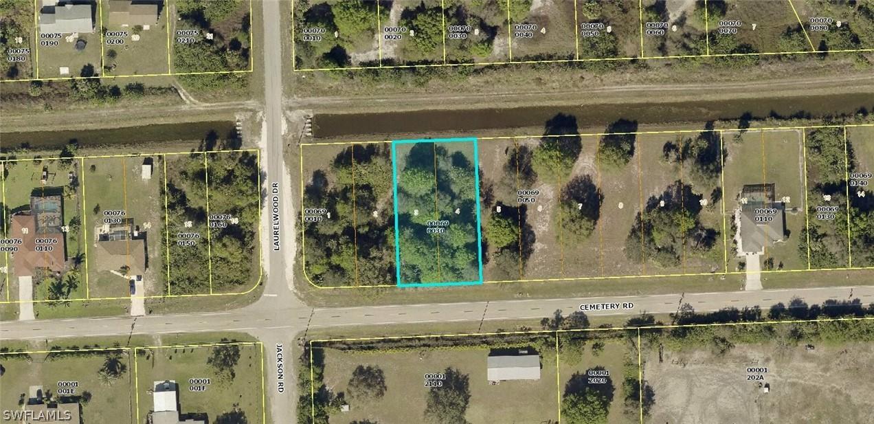 15521 Cemetery Rd., Fort Myers, FL 33905