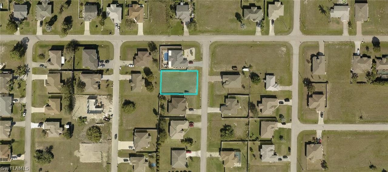 1006 NW 5th Pl., Cape Coral, FL 33993