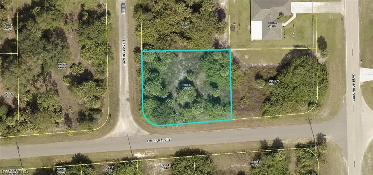 845 Da Vinci Ave., Lehigh Acres, FL 33974