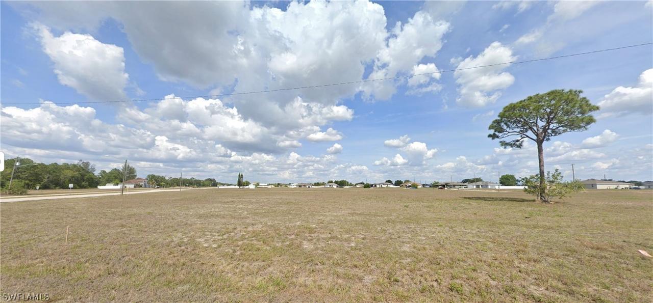 3023 Nelson Rd., Cape Coral, FL 33993