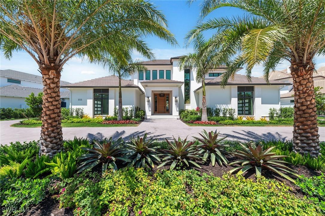 355 Colony Dr., Naples, FL 34108