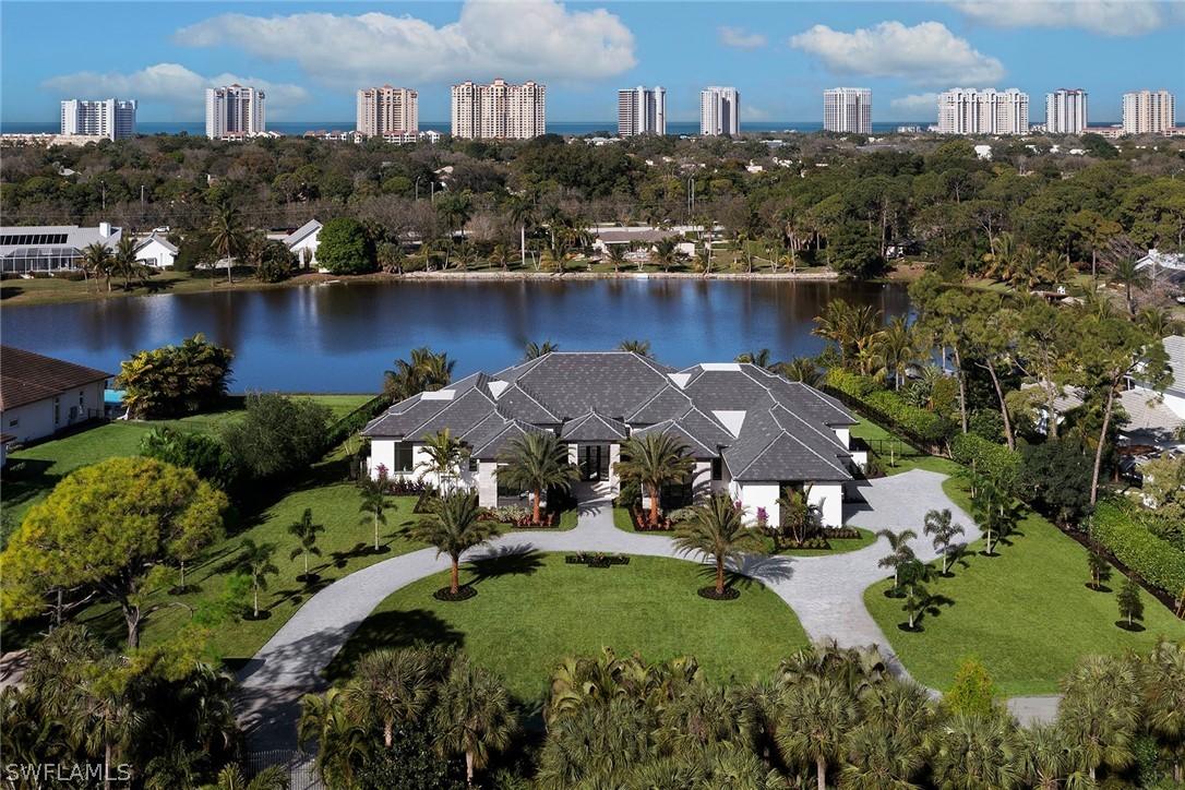 317 West St., Naples, FL 34108