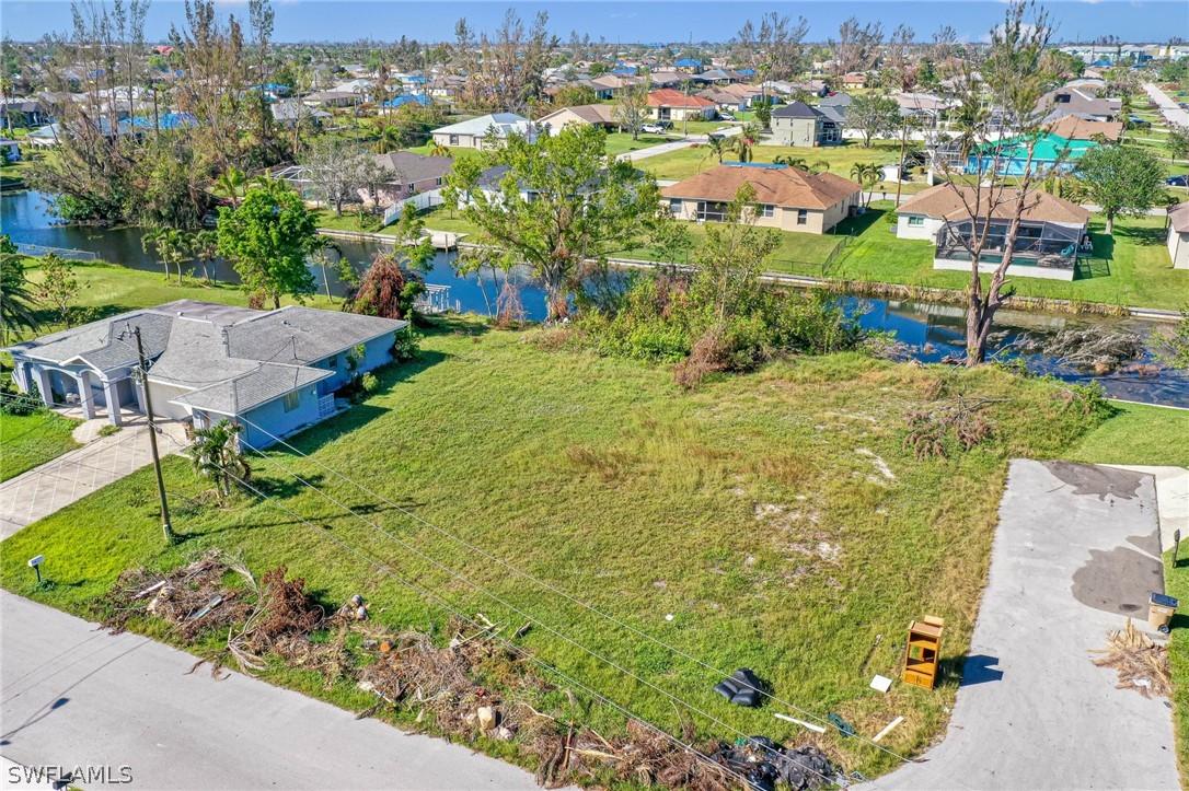 1502 SE 5th Pl., Cape Coral, FL 33990