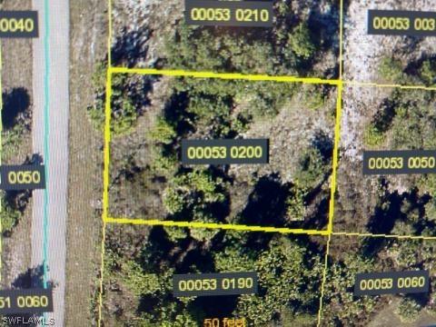 1039 Bassinger Ave., Lehigh Acres, FL 33974