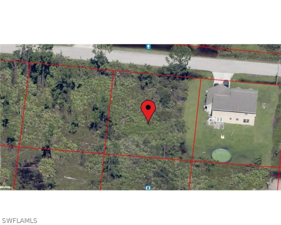 1114 Crestwood St., Lehigh Acres, FL 33974