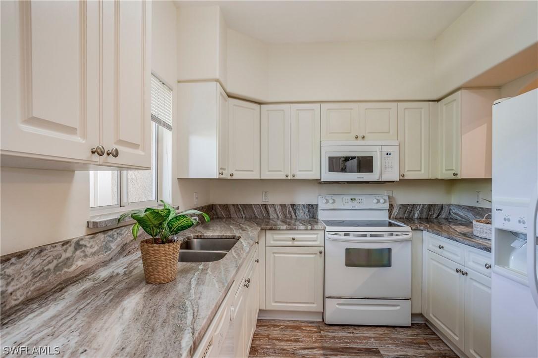 4166 Castilla Cir. #201, Fort Myers, FL 33916