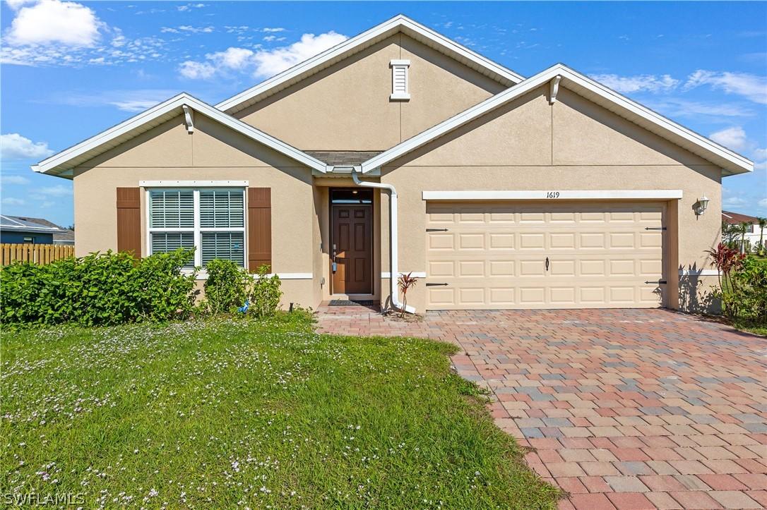 1619 NW 9th St., Cape Coral, FL 33993